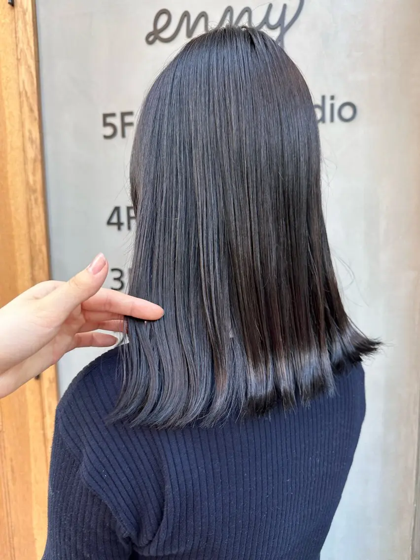 ミディアム トリートメント ヘアカラー 楠奥 結衣のヘアスタイル