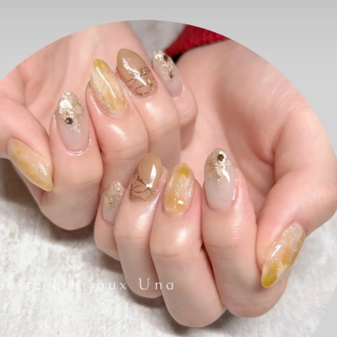ネイル ラメ(グリッター) 黄色 boite a bijoux Unaのネイルデザイン