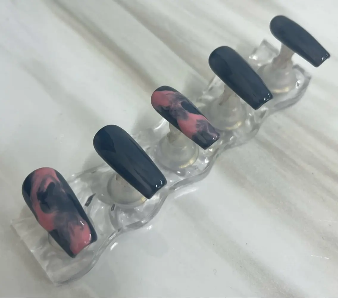 ネイル r'ooplus mayukaのネイルデザイン