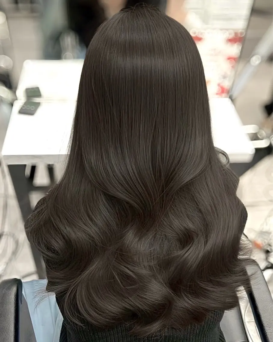 ロング カラー アッシュ アッシュグレー アッシュグレージュ ベージュカラー 透明感カラー カット ヘアカラー トリートメント 韓国ヘア🇰🇷× 髪質改善🫧テルのヘアスタイル
