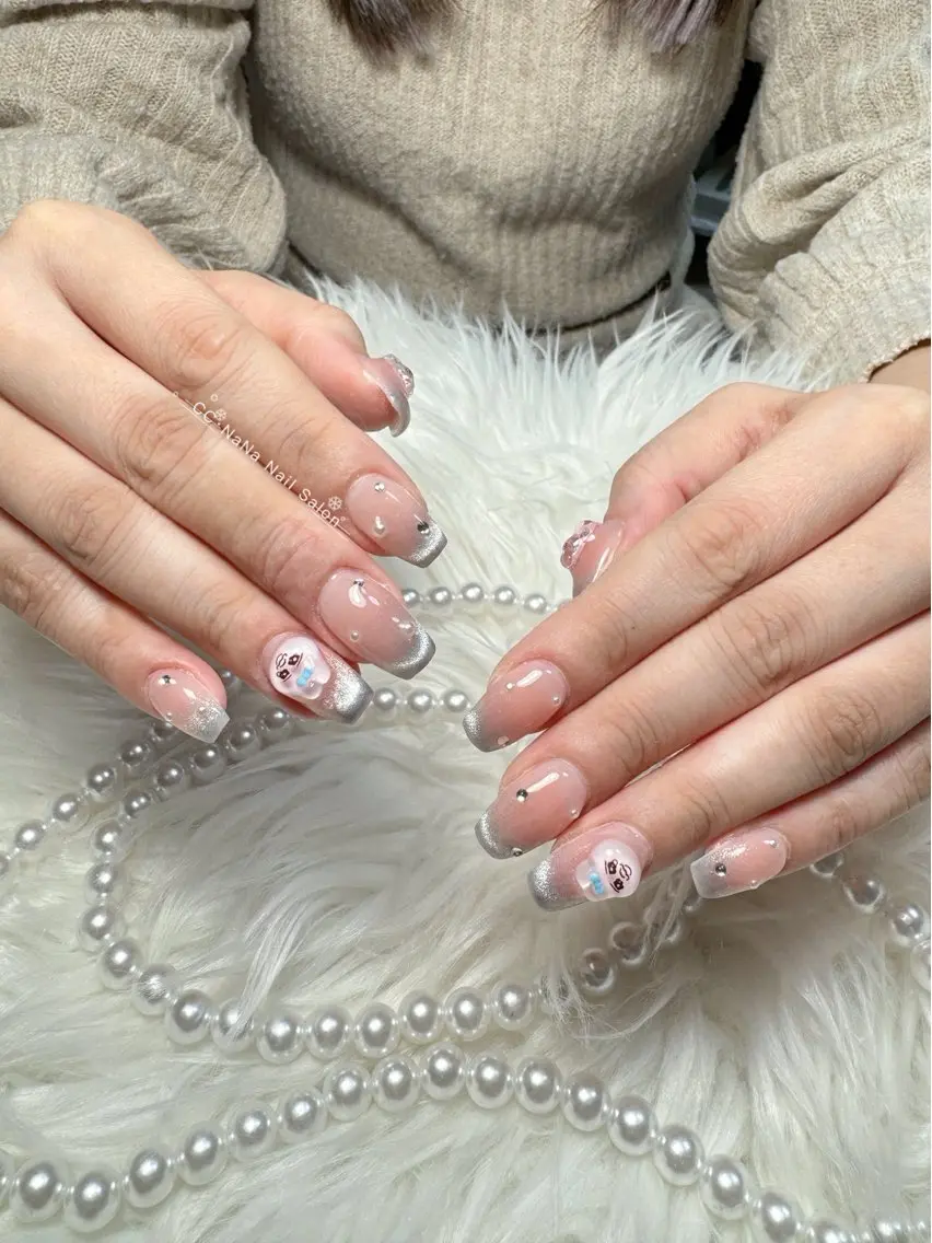 ネイル チークネイル フラッシュネイル ハート キラキラネイル 韓国ネイル ハンドネイル 💎CC・NaNa 韓国風ネイル🌙Cのネイルデザイン