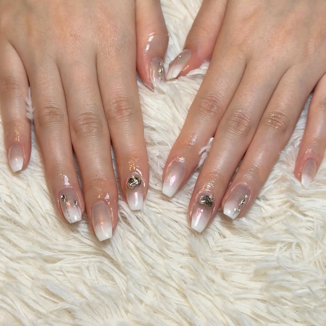 ネイル ハンドネイル フットネイル nailsalon Any'bのネイルデザイン