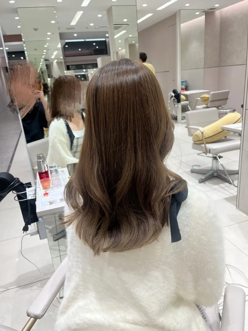 ロング 赤み消し透明感カラー 似合わせ前髪柴田礼空のヘアスタイル