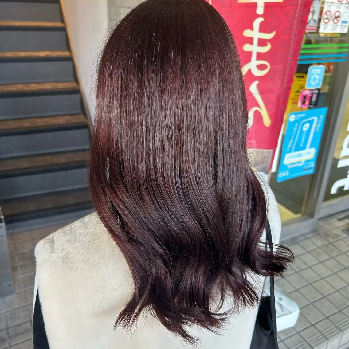セミロング カラー ピンクカラー ヘアカラー あやめ🪽 オリーブ/ハイトーンのヘアスタイル