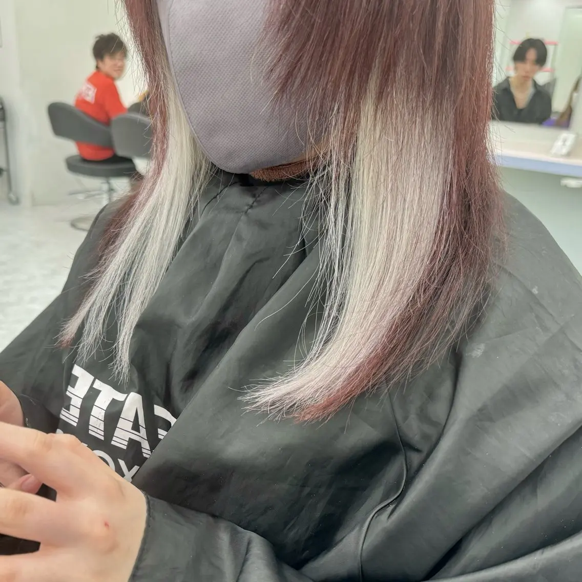 セミロング カラー 韓国スタイル🇰🇷 トレンドレイヤー🪡のヘアスタイル