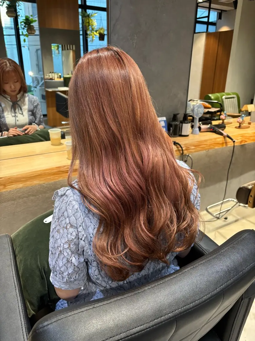 ロング ヘアカラー 🦋Funa 🦋のヘアスタイル
