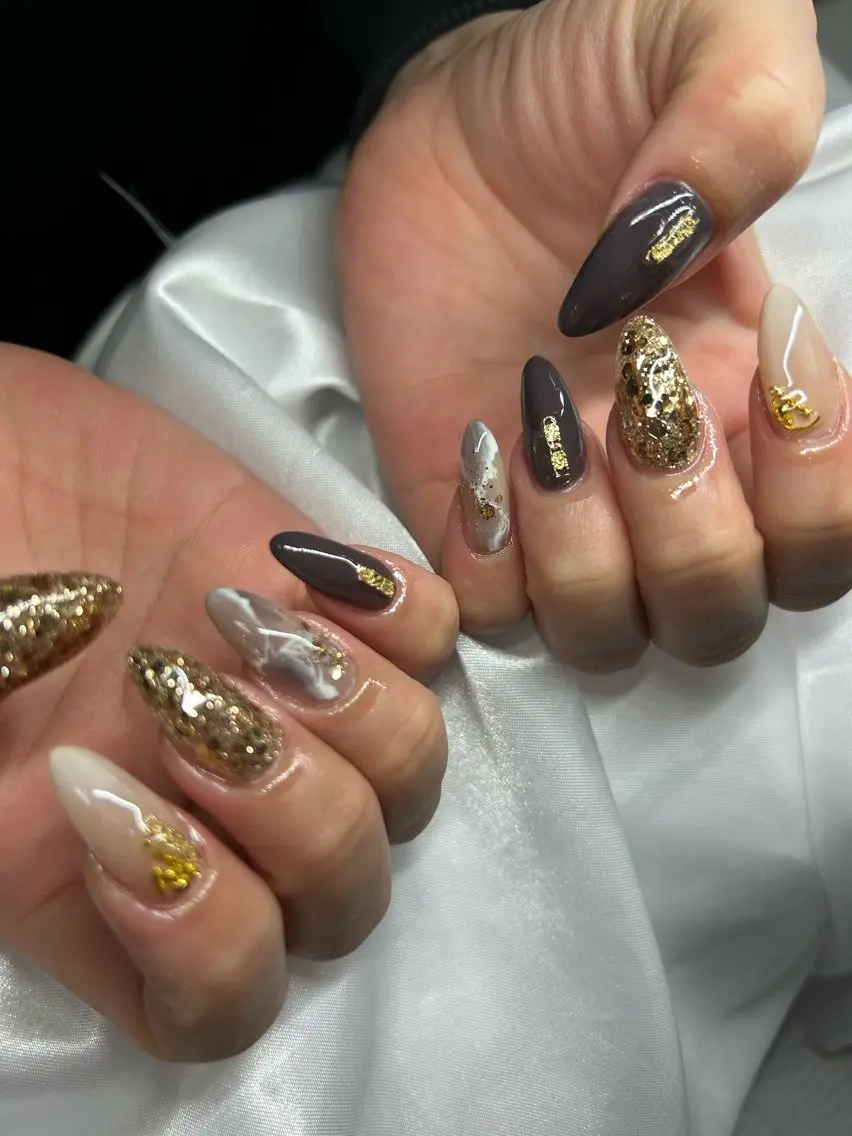 ネイル 長さ出し ニュアンスネイル 冬ネイル フットネイル Lala nailのネイルデザイン