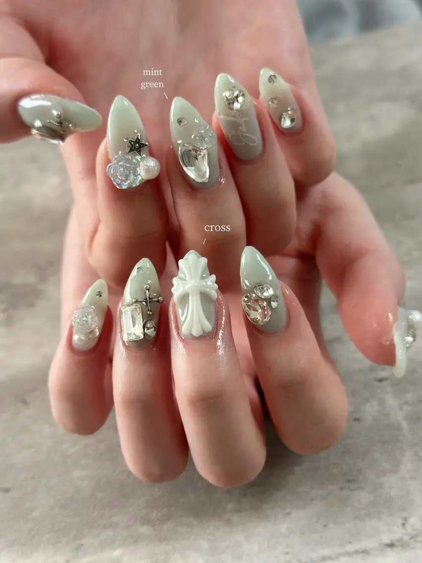 ネイル ハンドネイル One's Nail Roomのネイルデザイン