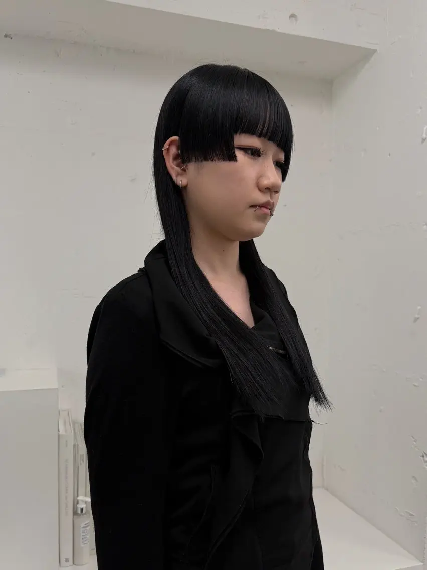セミロング ︎︎ yoshikiのヘアスタイル