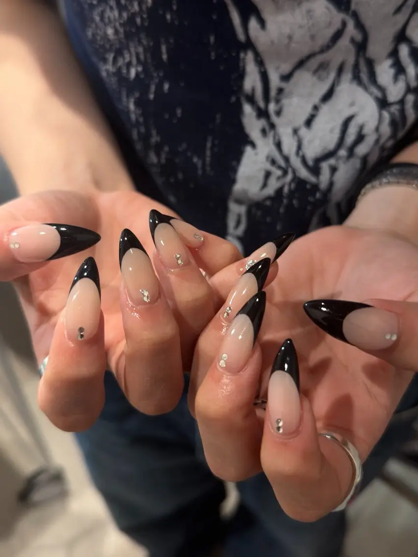 ネイル フレンチネイル 韓国ネイル ロングネイル シンプルネイル ワンホンネイル ハンドネイル nailsby kotomiのネイルデザイン