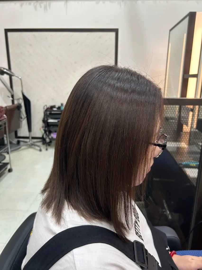 ミディアム パーマ 顔周りカット 縮毛矯正 MITOMO SHUTOのヘアスタイル