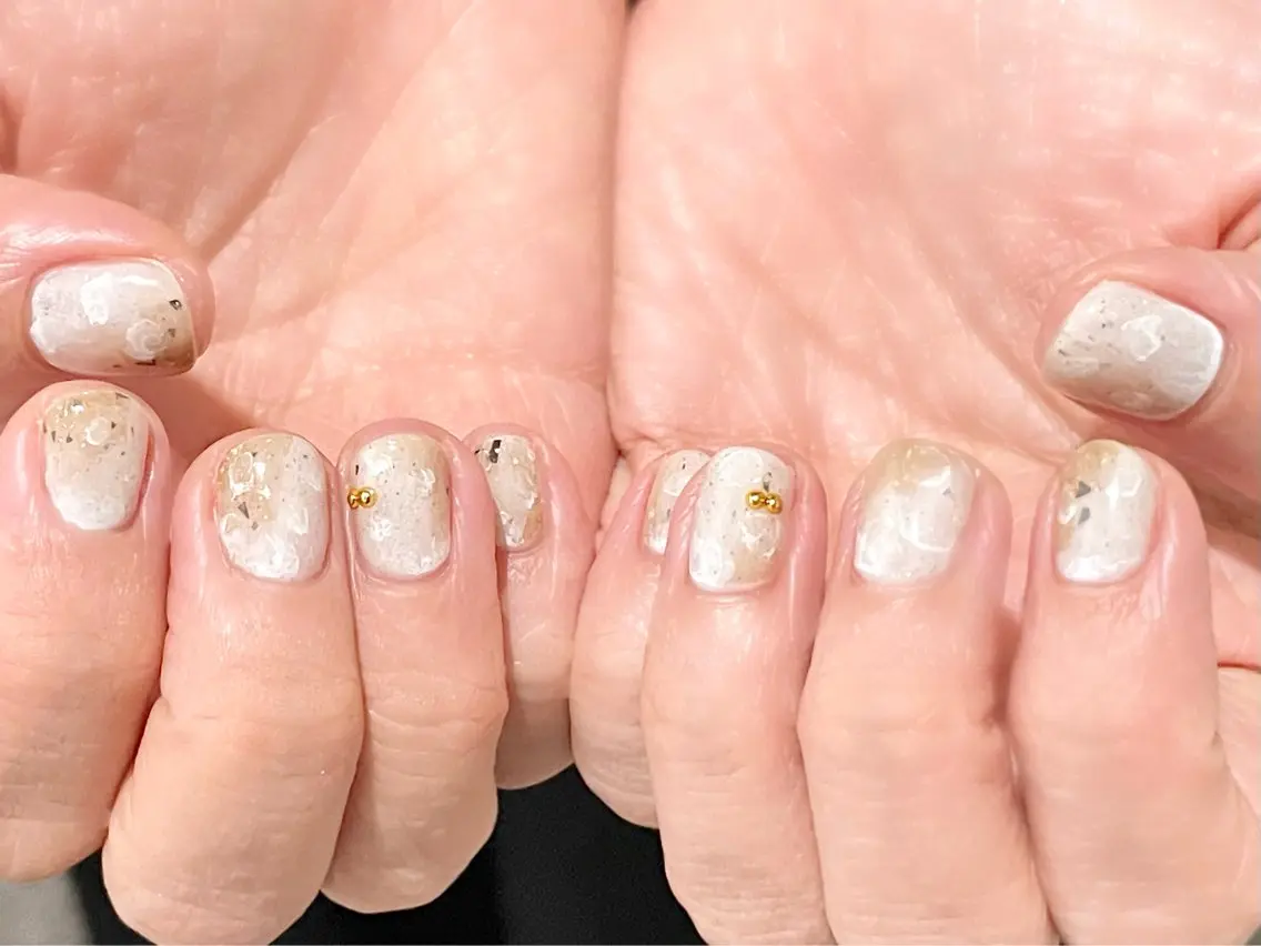 ネイル ニュアンスネイル ハンドネイル ショートネイル専門店 フェルンヴェー代々木のネイルデザイン