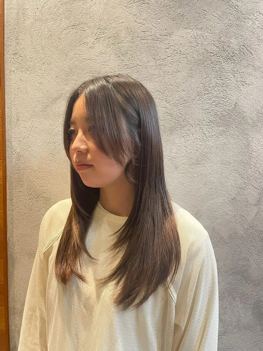 【顔出し撮影可能な方】レイヤーカット＋シングルカラー＋髪質改善TR(プレミアム）の写真