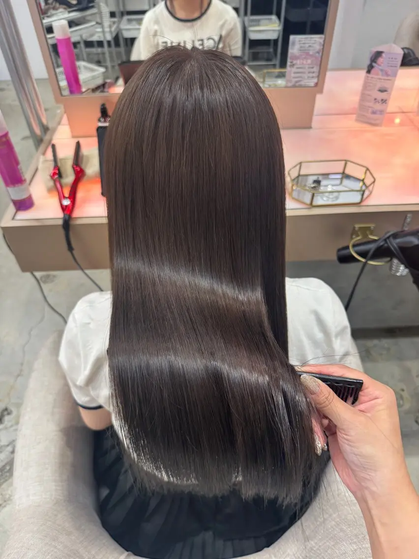 ロング レイヤー/ベージュ 🫧名古屋YURIのヘアスタイル