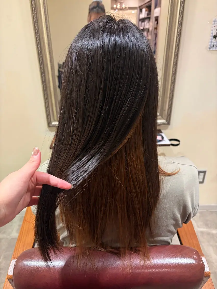 ロング カラー ブリーチ インナーカラー ブリーチなしカラー 西村 さくらのヘアスタイル