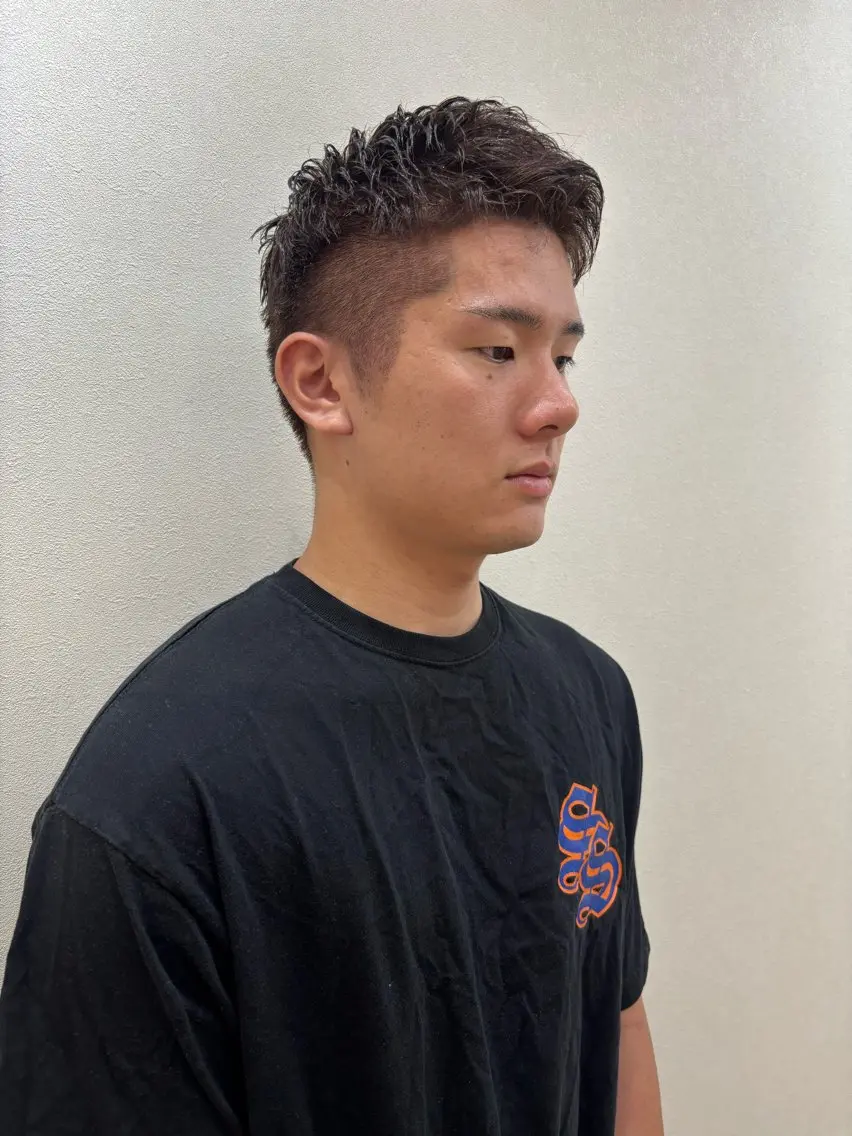 メンズ ヘアカラー トリートメント 古賀 光のヘアスタイル