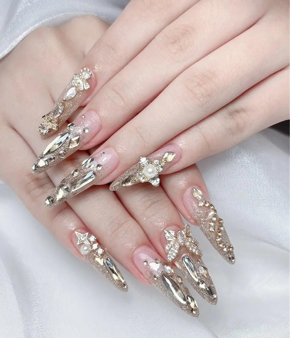 ネイル ハンドネイル M🌷nail 長さだし専門店のネイルデザイン