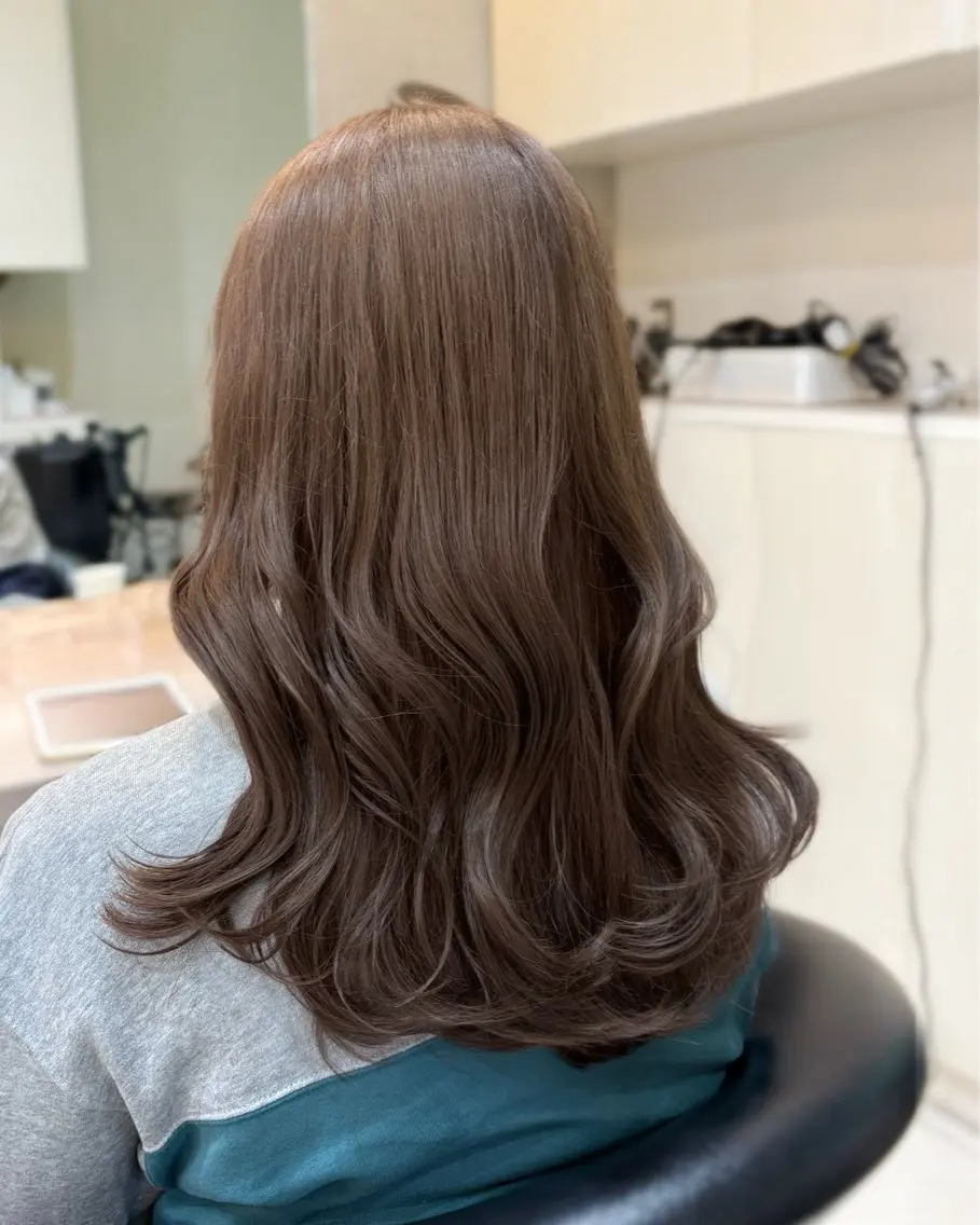 セミロング カット ヘアカラー トリートメント 透明感カラー/ くびれヘア/館岡俊平のヘアスタイル
