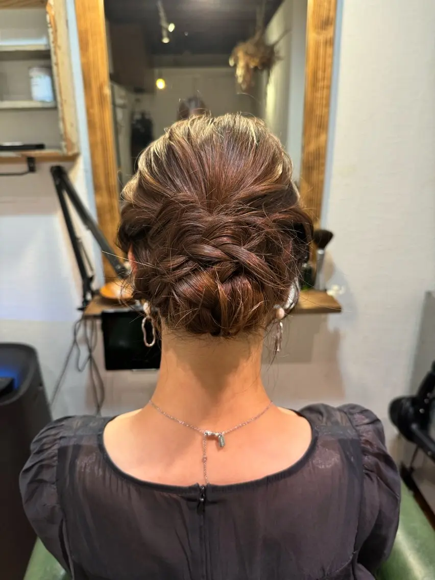 ミディアム ヘアアレンジ ERINA 🤍のマツエク・マツパデザイン