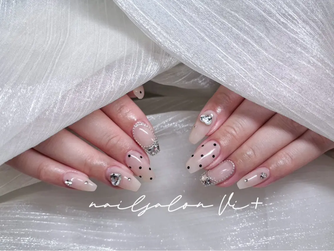 ネイル ハンドネイル ✨Nailsalon Vi+✨のネイルデザイン