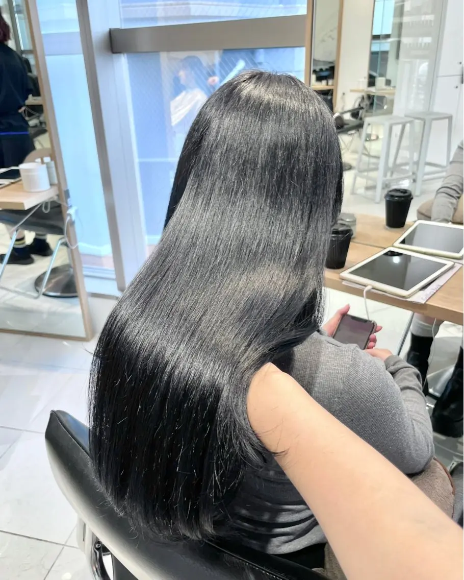 ロング カラー 透明感カラー グレージュ ヘアカラー トリートメント ツヤ髪/透け感ヘア 💎Nokaのヘアスタイル