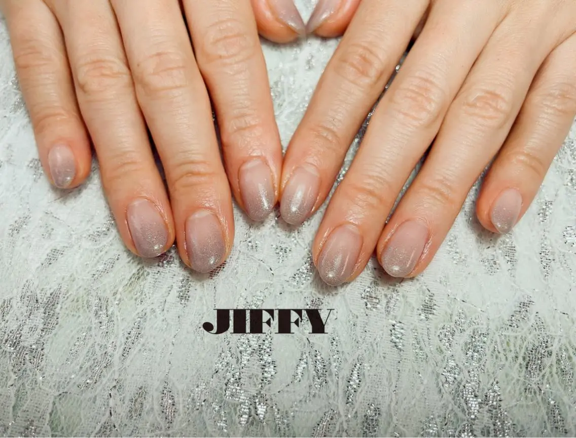 ネイル グラデーション JIFFY nailstudioのネイルデザイン