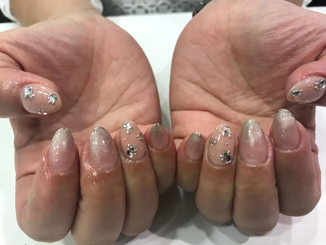 ネイル Charme. NOBUKOのネイルデザイン