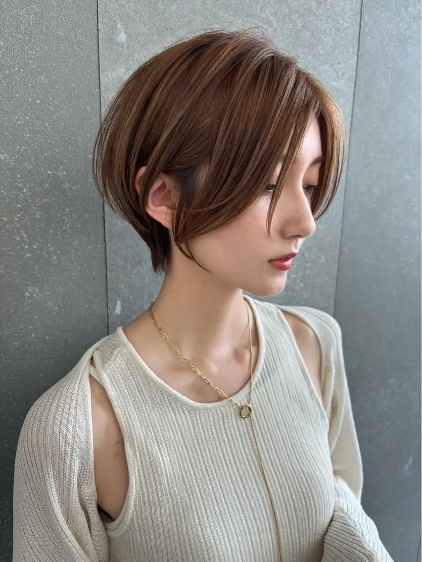 ショート カラー tomoya 透明感の美髪カラーのヘアスタイル