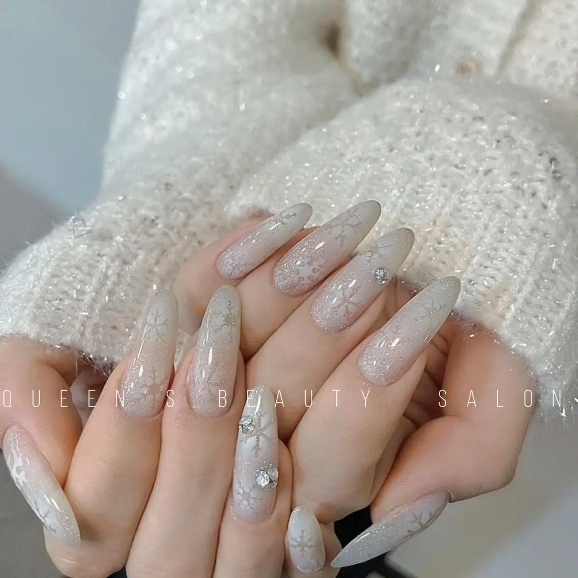 ネイル ハンドネイル Queens マオのネイルデザイン