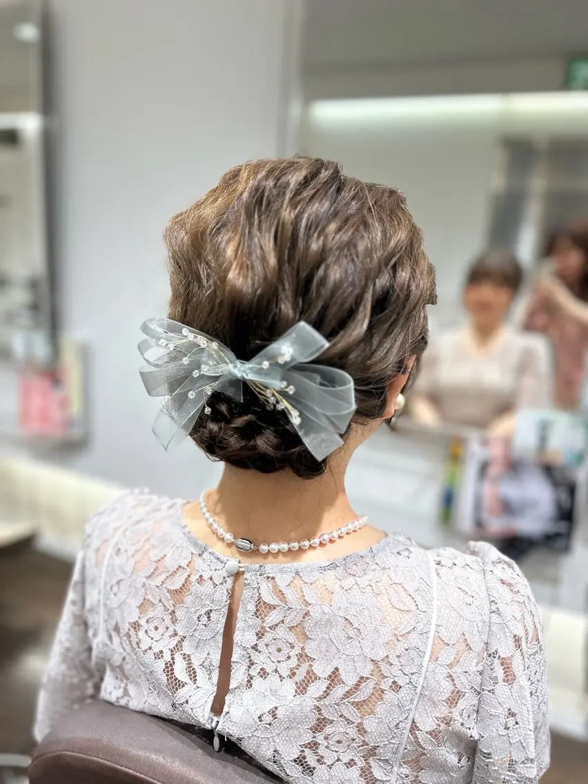 セミロング ヘアアレンジ 結婚式・ブライダル ヘアセット 韓国カラーお任せ❤️ アサコサユリ🎀の眉毛・アイブロウイメージ