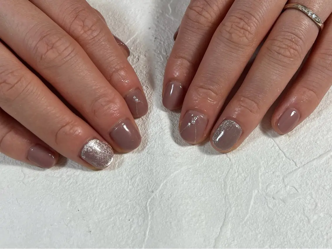 ネイル オーロラネイル フットネイル フレンチネイル ジェルネイル 韓国ネイル kiki nail たまプラーザのネイルデザイン