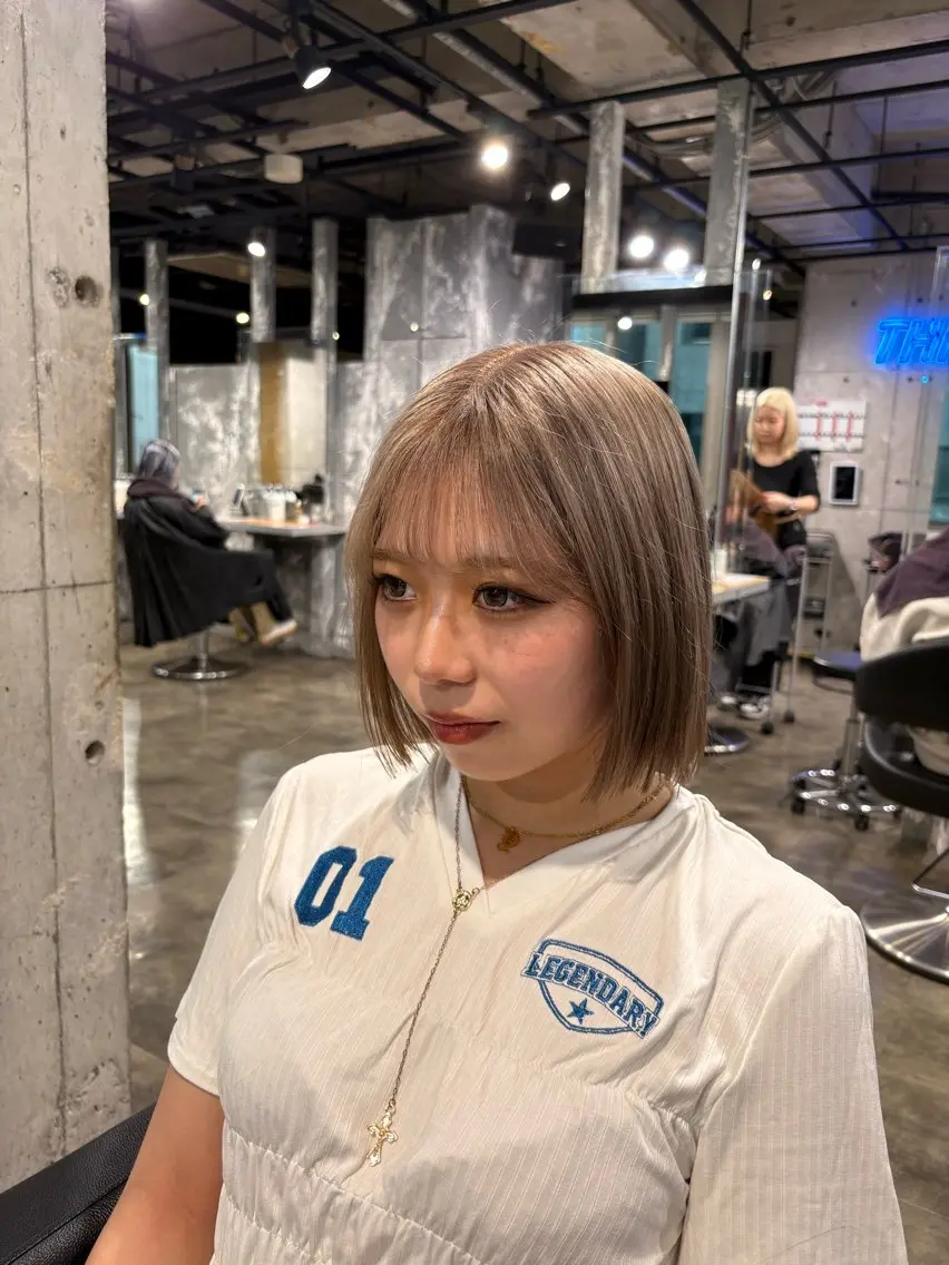 ミディアム カラー ヘアカラー ハイトーン 横浜💞ミオのヘアスタイル