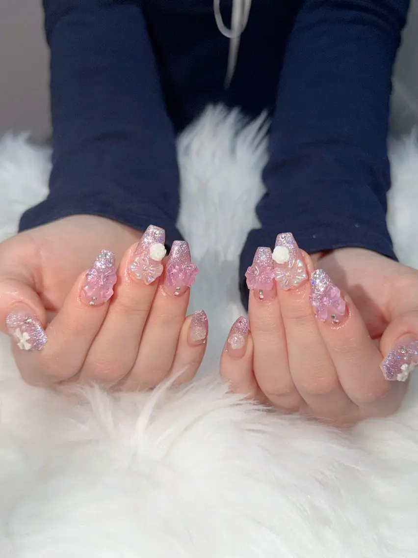 ネイル ハンドネイル BERA NAILSのネイルデザイン