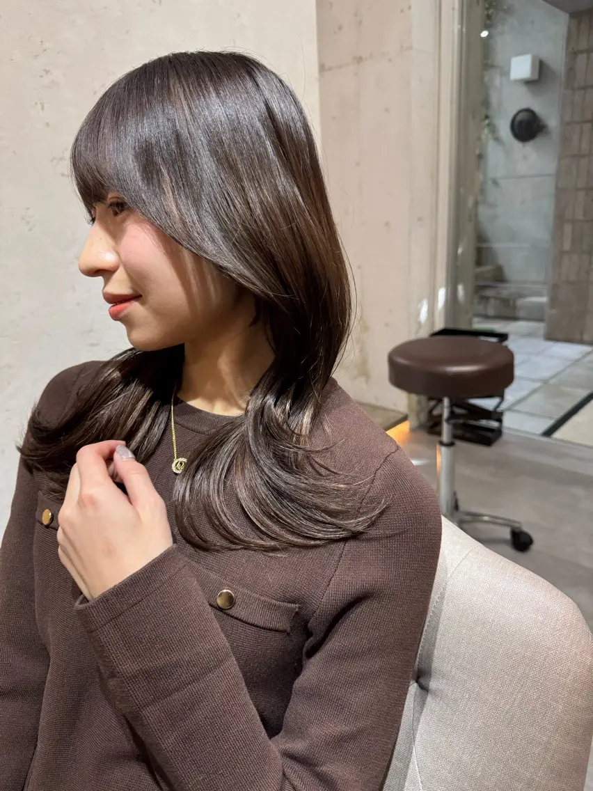 セミロング 艶感透明感カラー 🫧たけ🫧のヘアスタイル