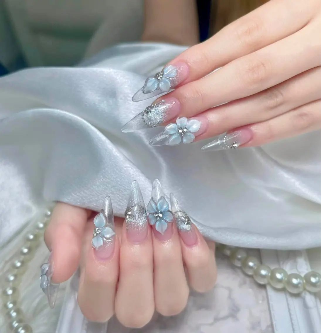 ネイル アートネイル ジェルネイル キラキラネイル 韓国ネイル 持ち込み ハンドネイル Nova Nailのネイルデザイン