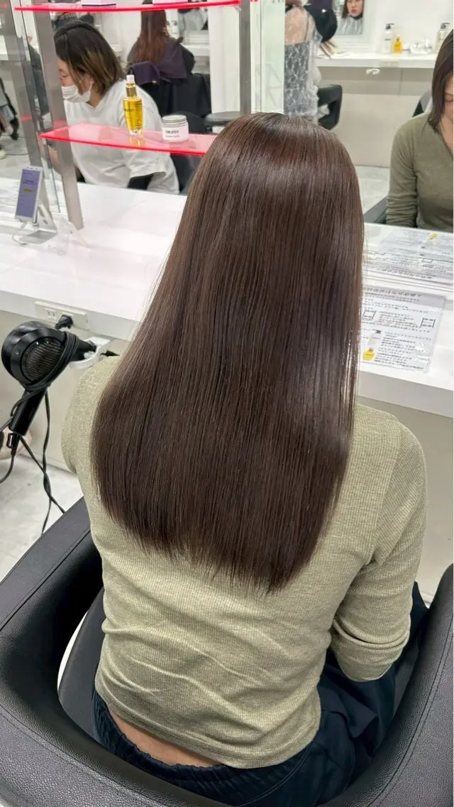 ロング ヘアカラー 韓国ワンホン透明感 カラー✨🖤ここあのヘアスタイル