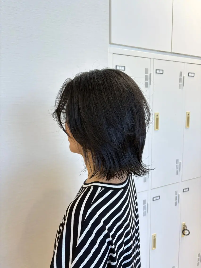 ミディアム くびれヘア レイヤーカット カット 透明感カラー/ 松井克樹のヘアスタイル