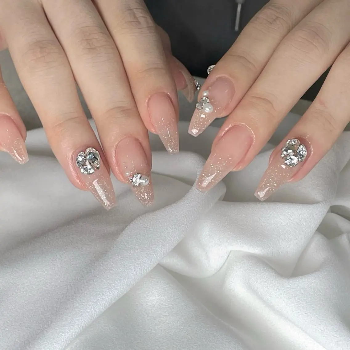 ネイル キラキラネイル 韓国ネイル 水色 マグネットネイル ミラーネイル ハンドネイル ハンドケア Akina Nail 亀戸のネイルデザイン