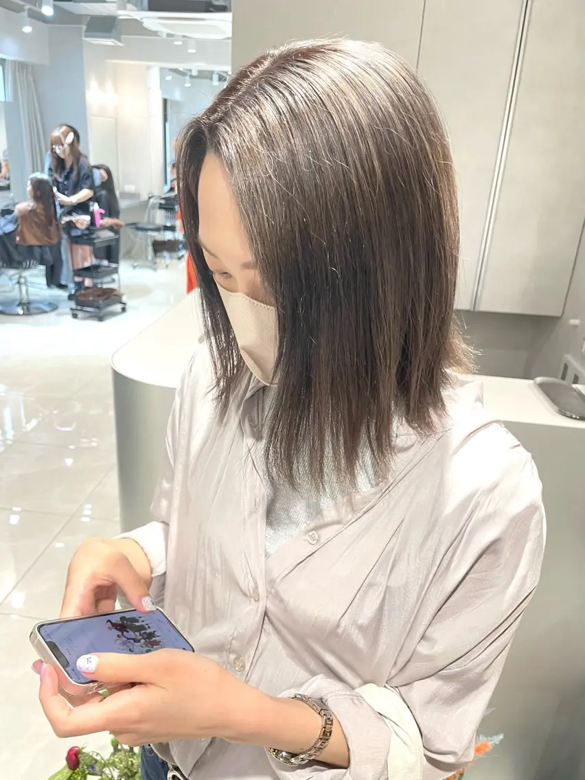 ミディアム カラー 髪質改善ストレート 韓国風レイヤー池袋のヘアスタイル
