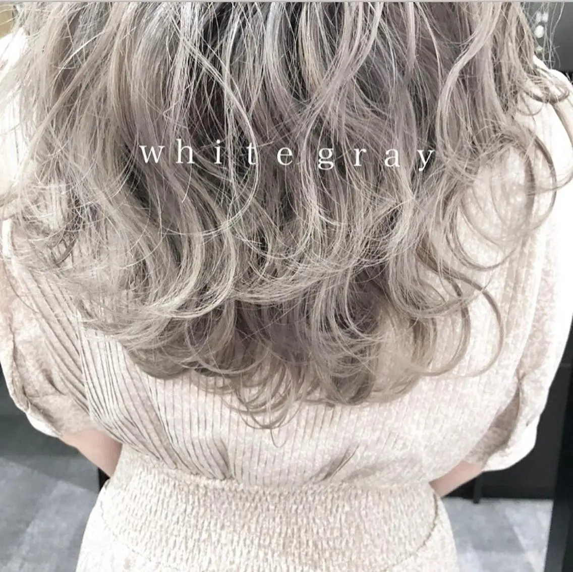 ロング カラー パーマ ヘアアレンジ メンズ キッズ メンズハイトーン 波巻きパーマ 透明感カラー ハイトーンカラー stylist 🌸 kana.のヘアスタイル