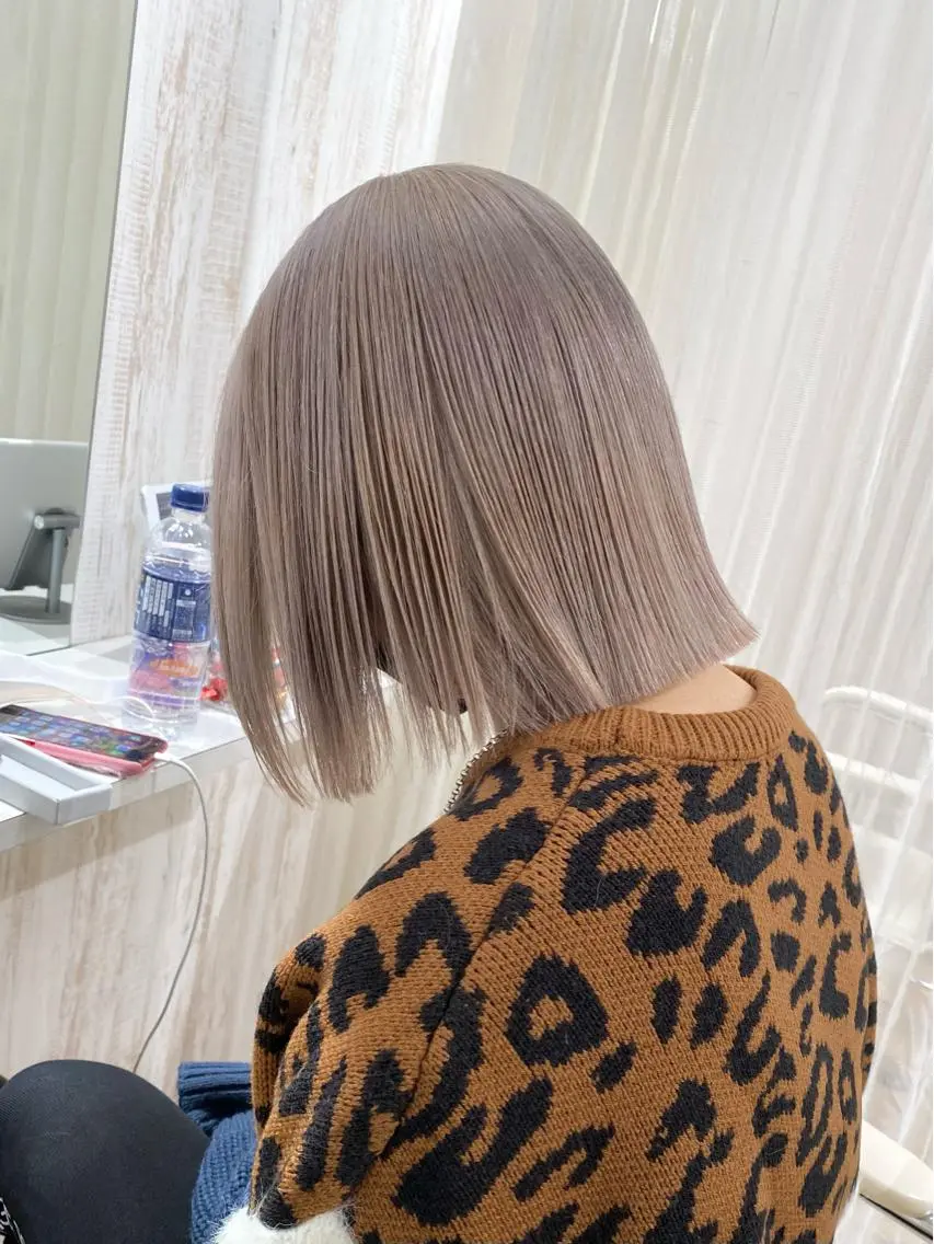 〈🎀 5月19時限定 🎀〉ブリーチ＋全体カラー＋髪質改善トリートメント💠ケアブリーチ込み💠の写真
