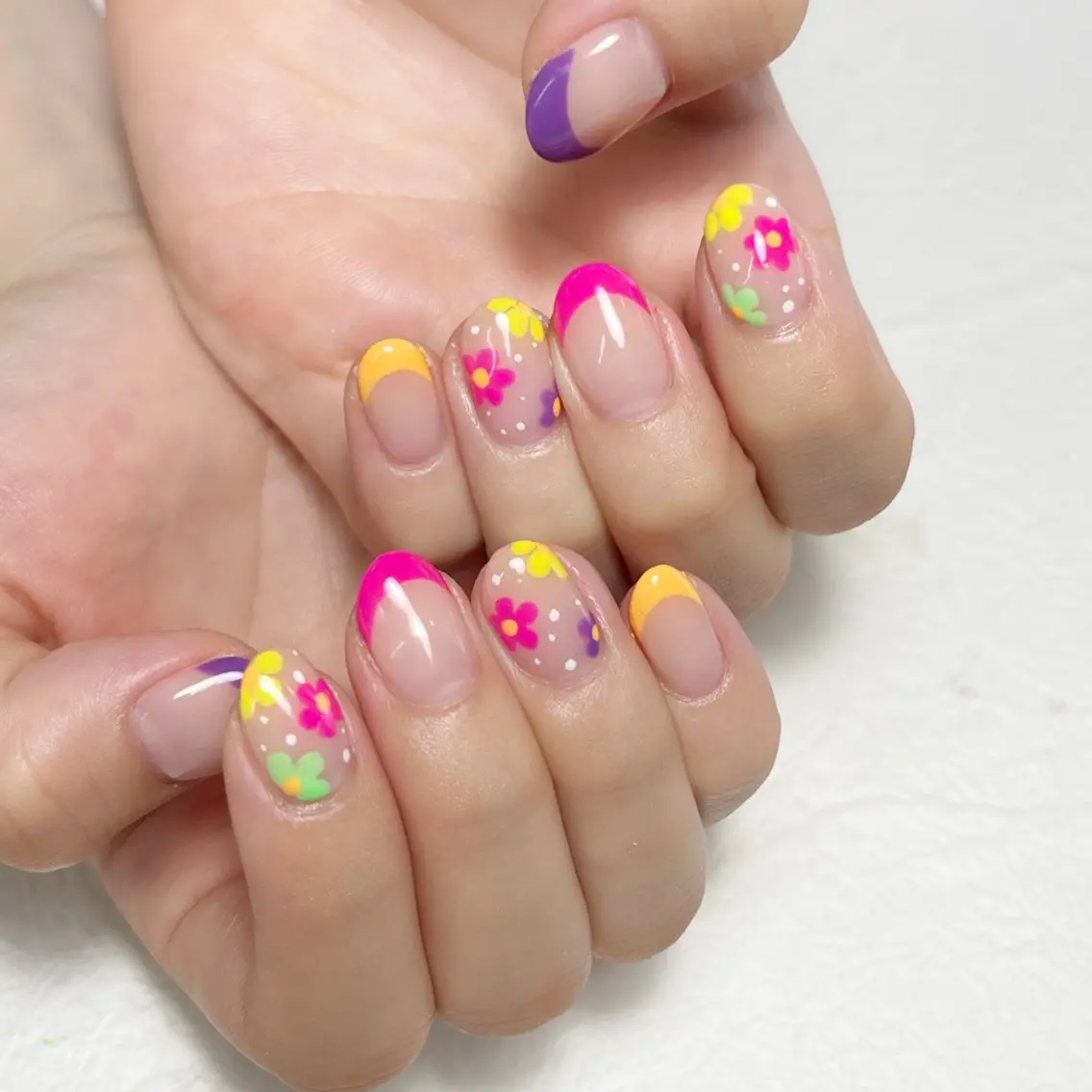 ネイル アートネイル フットネイル ジェルネイル キラキラネイル 韓国ネイル Y nail なんば堀江店のネイルデザイン