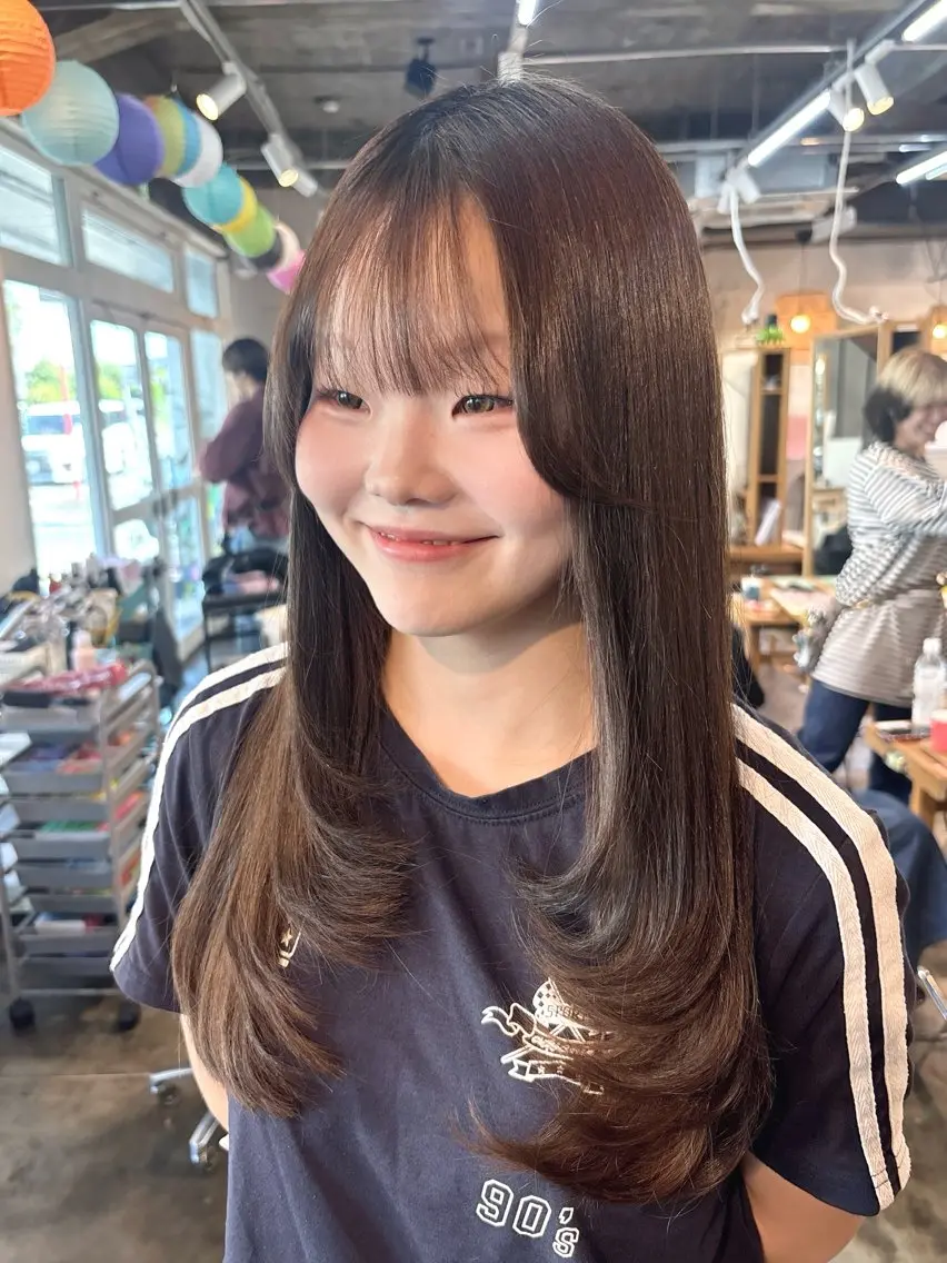 ロング 日比野 紅杏のヘアスタイル