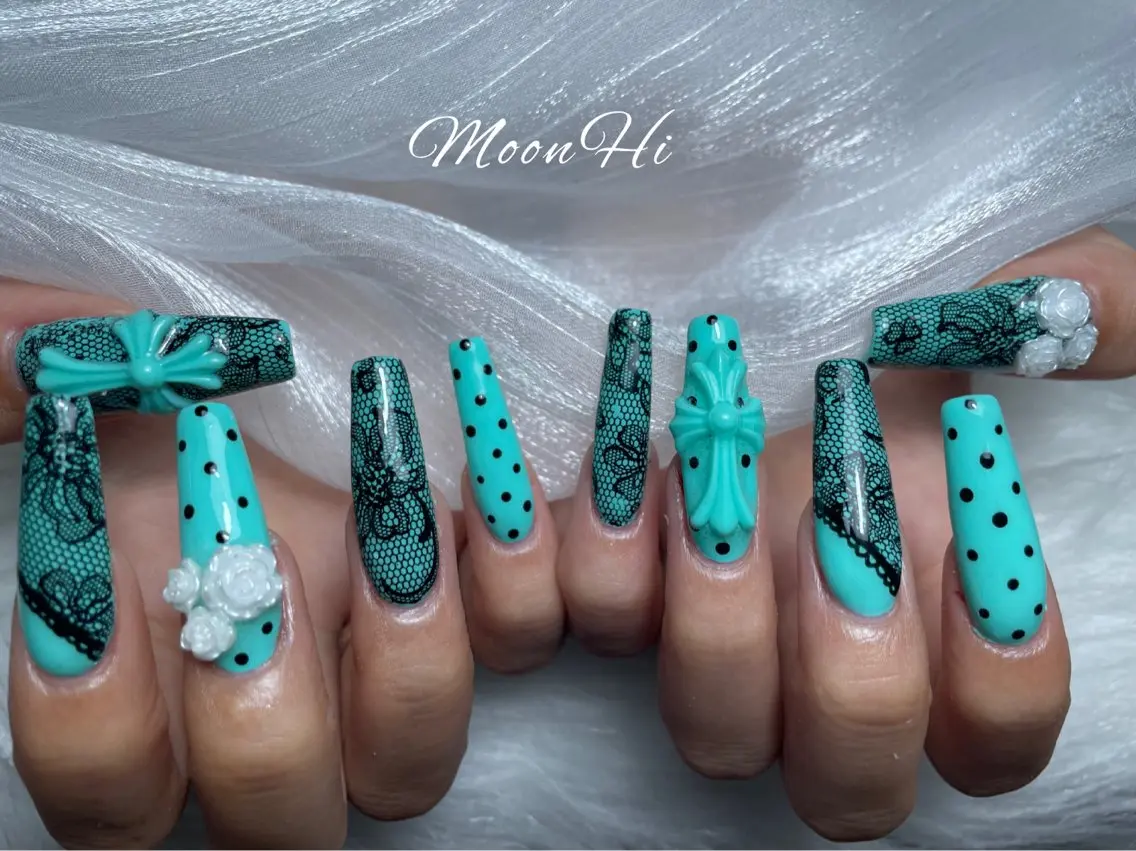 ネイル MoonHi Nail 朝霞台のネイルデザイン
