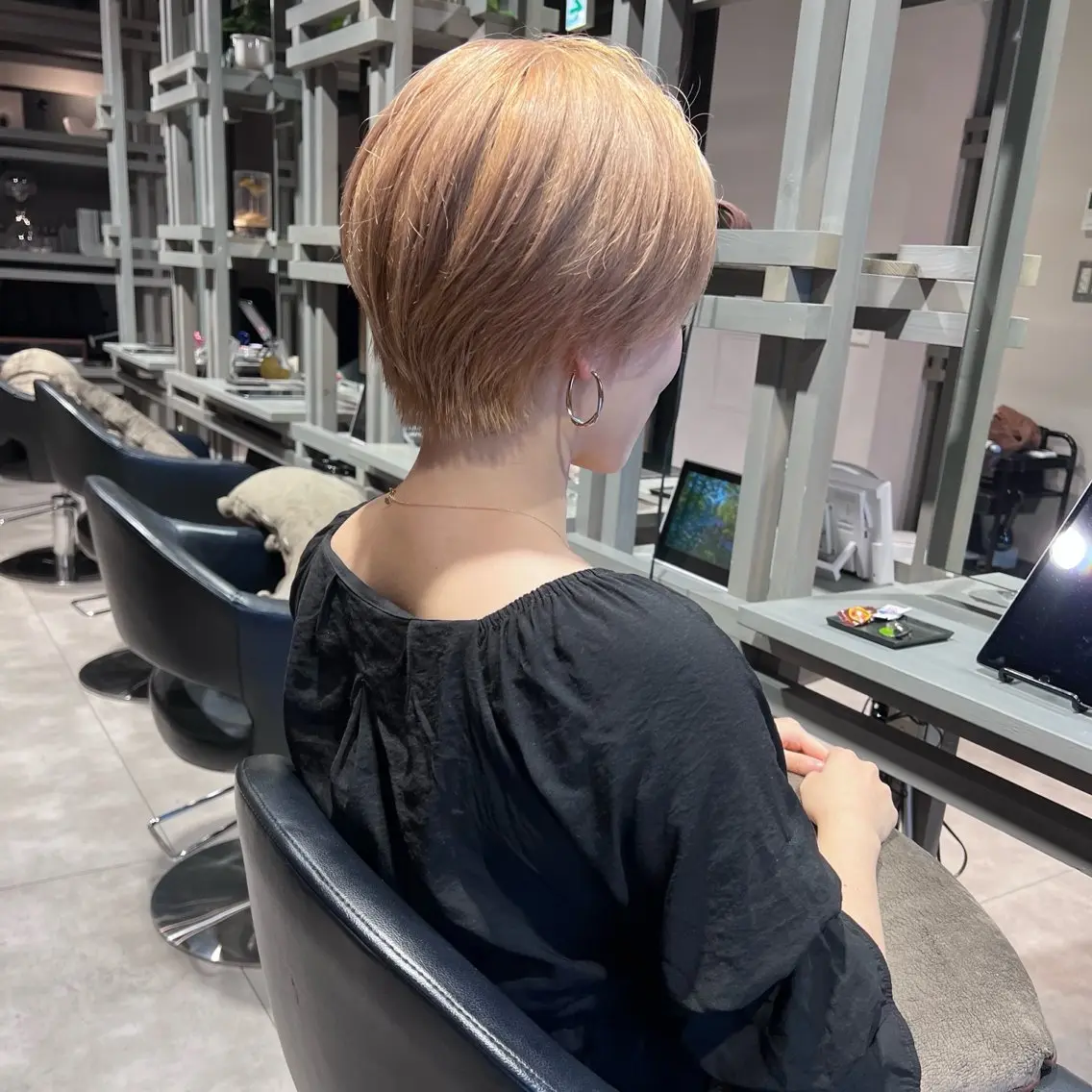 ショート ハイライト 髪質改善 レイヤーカット ショートヘア ショート職人 美容師【KENTA】のヘアスタイル