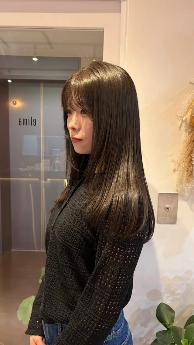 セミロング カラー 透明感カラー ヘアカラー トリートメント fifth elima.yuanのヘアスタイル