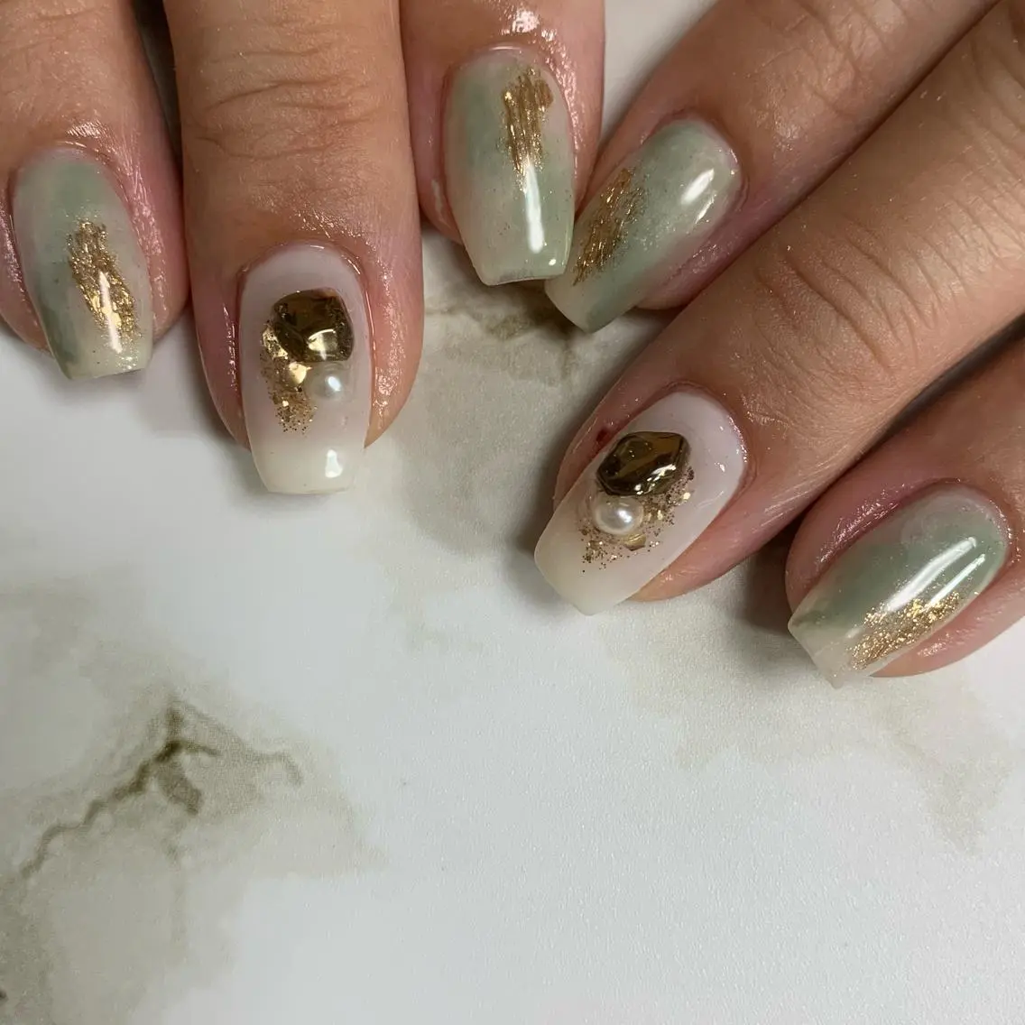 ネイル salon Hush Hushのネイルデザイン