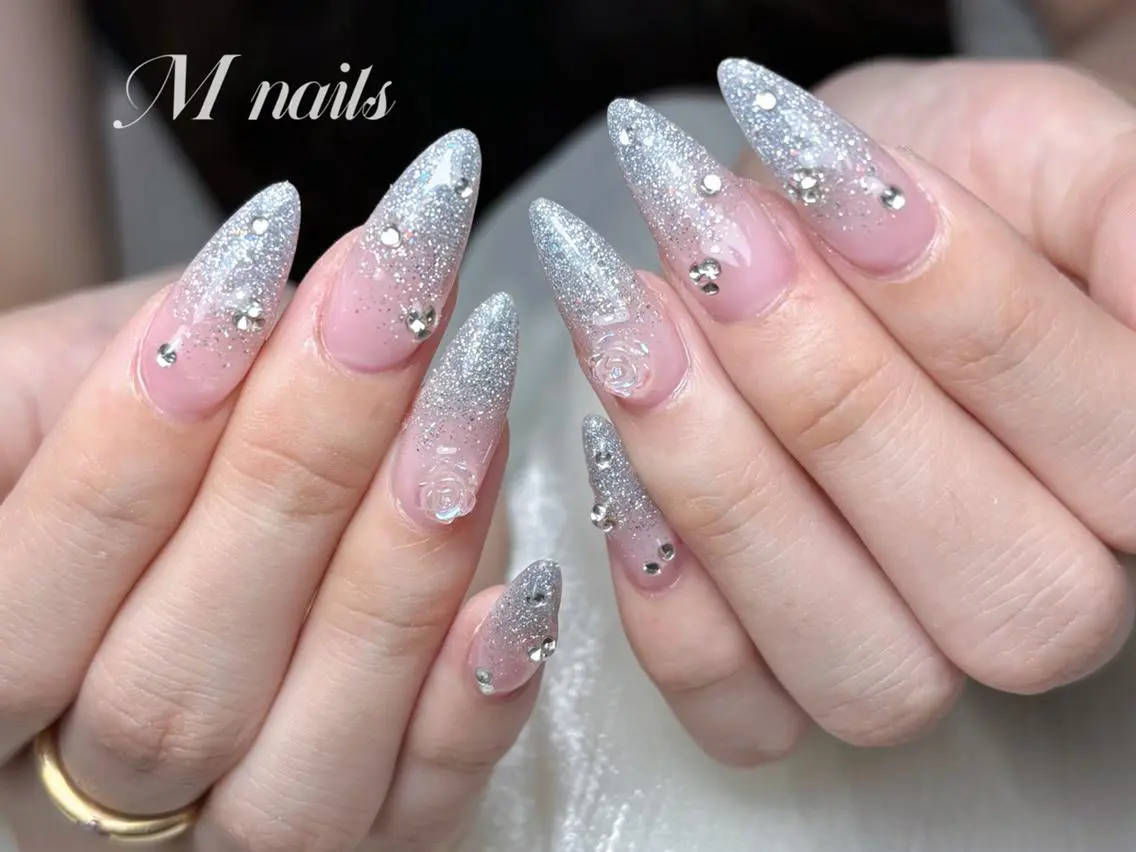 ネイル M 🌷Nail 長さだし専門店のネイルデザイン