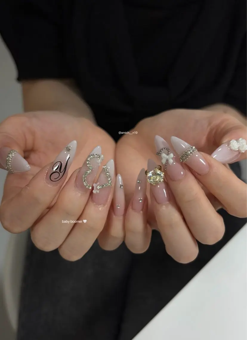 ネイル ロングネイル ハンドネイル ayumi ✩.*˚のネイルデザイン