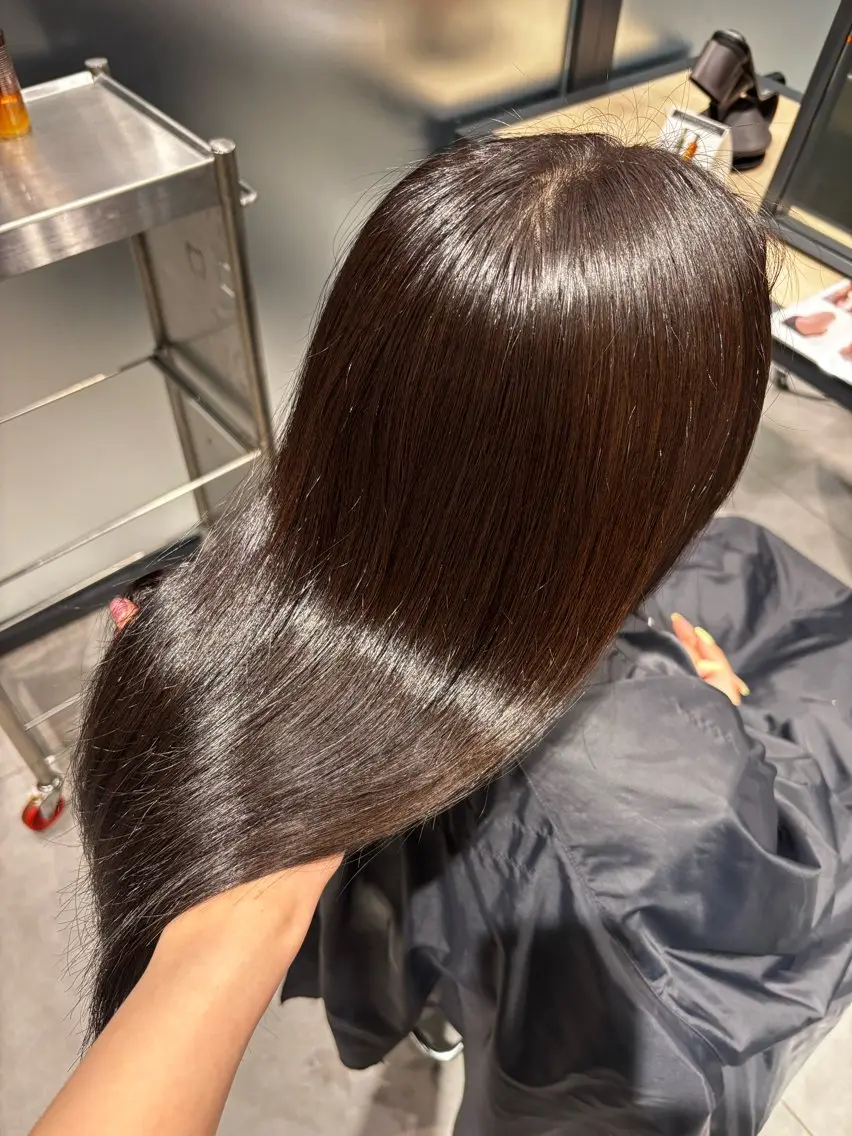 ロング ヘアカラー nana /銀座/透明感カラーのヘアスタイル